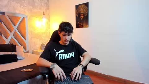 Snapshot of kraven_lust chatting on March 2026 03:34:01 AM Kraven online show from March 2026 03:34:01 AM