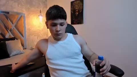 Snapshot of kraven_lust chatting on June 2026 03:09:02 AM Kraven online show from June 2026 03:09:02 AM