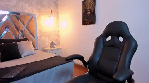 Snapshot of kraven_lust chatting on June 2026 03:00:01 AM Kraven online show from June 2026 03:00:01 AM