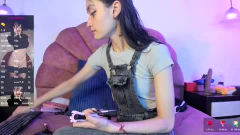 Nahomi online show from January 2026 12:10:02 PM