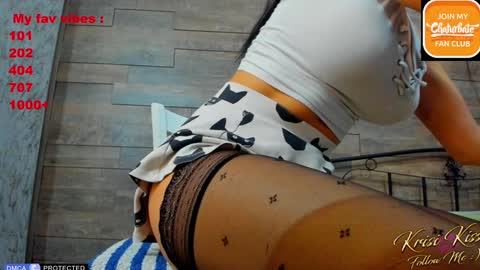 Snapshot of krisi_kiss chatting on January 2025 01:42:02 PM KrisiFollow me  Thumb UP  online show from January 2025 01:42:02 PM