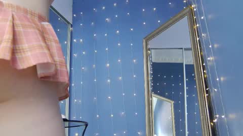 Snapshot of kriskras__ chatting on October 2025 05:18:01 AM kriskras__ online show from October 2025 05:18:01 AM