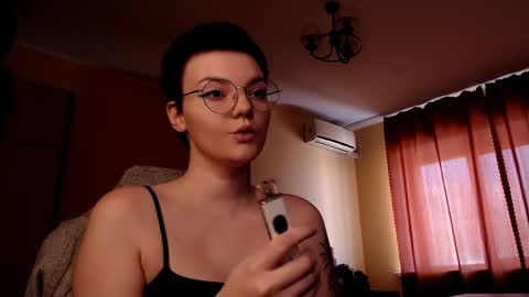 Snapshot of krisneal chatting on March 2026 09:20:01 AM krisneal online show from March 2026 09:20:01 AM