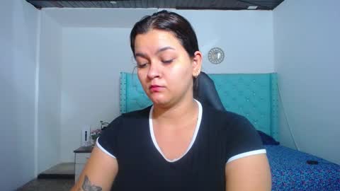 kriss_sweetboobs online show from January 2025 01:02:02 PM