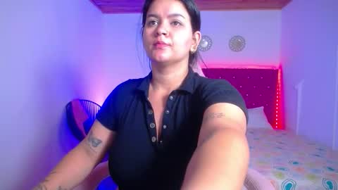 kriss_sweetboobs online show from December 2025 12:10:01 PM