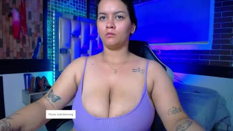 Snapshot of kriss_sweetboobs chatting on April 2026 12:44:02 PM kriss_sweetboobs online show from April 2026 12:44:02 PM