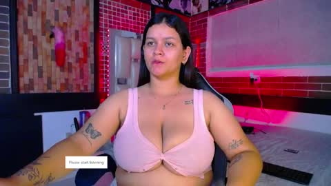 Snapshot of kriss_sweetboobs chatting on May 2026 02:11:01 PM kriss_sweetboobs online show from May 2026 02:11:01 PM