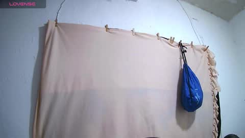 Snapshot of krissone_1 chatting on March 2026 09:18:02 PM krissone online show from March 2026 09:18:02 PM