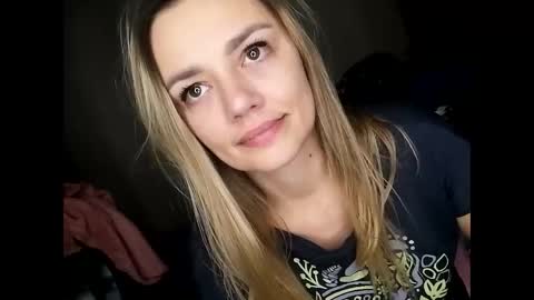 Snapshot of krisssexi chatting on December 2024 04:32:02 PM KrissSexi online show from December 2024 04:32:02 PM