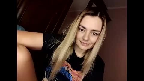 Snapshot of krisssexi chatting on September 2025 07:31:01 AM KrissSexi online show from September 2025 07:31:01 AM