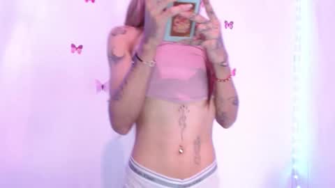 Snapshot of krisstal703358 chatting on March 2026 01:49:02 AM krisstal703358 online show from March 2026 01:49:02 AM