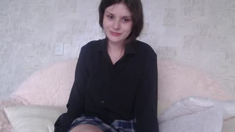 krissvoss online show from February 2026 01:40:01 PM