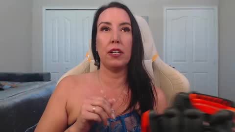 Snapshot of krissy2024 chatting on February 2025 04:48:02 PM Krissy online show from February 2025 04:48:02 PM