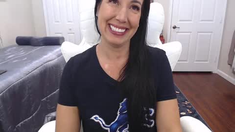 Snapshot of krissy2024 chatting on October 2025 02:26:02 PM Krissy online show from October 2025 02:26:02 PM