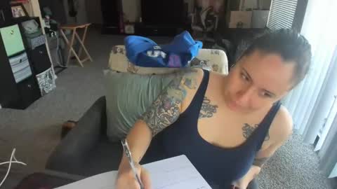 Krista online show from February 2026 06:37:02 PM