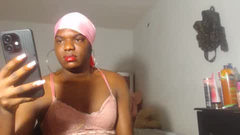 Snapshot of kristal_cox2 chatting on March 2026 11:32:01 AM kristal_cox2 online show from March 2026 11:32:01 AM