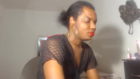 Snapshot of kristal_cox2 chatting on April 2026 10:13:01 AM kristal_cox2 online show from April 2026 10:13:01 AM