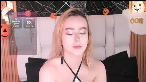 kristal online show from October 2025 01:01:02 PM