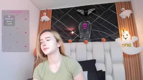 kristal online show from October 2025 01:01:02 PM