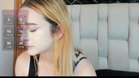 kristal online show from November 2025 12:27:01 PM