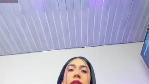 Snapshot of kristall_swan chatting on July 2026 07:08:02 PM Kristall online show from July 2026 07:08:02 PM