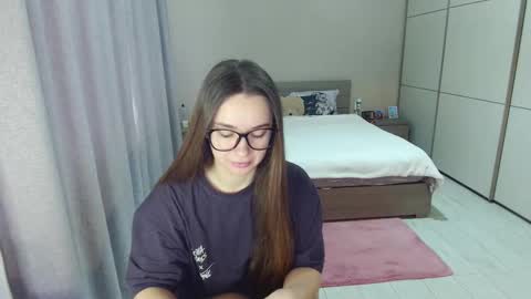 Snapshot of kristall_xxx chatting on January 2026 09:24:01 AM twitter Annemarye 23 online show from January 2026 09:24:01 AM