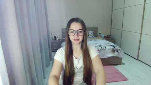 Snapshot of kristall_xxx chatting on February 2026 08:13:02 AM twitter Annemarye 23 online show from February 2026 08:13:02 AM