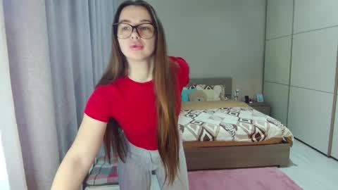 Snapshot of kristall_xxx chatting on March 2026 06:28:02 AM twitter Annemarye 23 online show from March 2026 06:28:02 AM