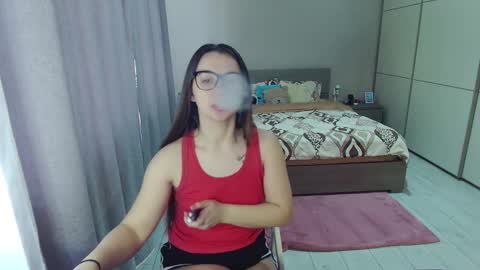 Snapshot of kristall_xxx chatting on March 2026 08:41:02 AM twitter Annemarye 23 online show from March 2026 08:41:02 AM