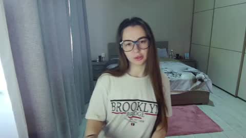 Snapshot of kristall_xxx chatting on April 2026 05:02:02 AM twitter Annemarye 23 online show from April 2026 05:02:02 AM