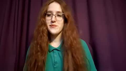 Snapshot of kristansarinsky chatting on November 2025 08:36:02 AM Kris online show from November 2025 08:36:02 AM