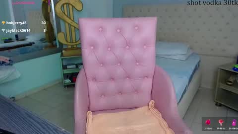 Snapshot of kristel_lee chatting on January 2025 04:11:01 PM kristel_lee online show from January 2025 04:11:01 PM