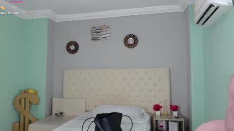 Snapshot of kristel_lee chatting on March 2025 01:01:01 PM kristel_lee online show from March 2025 01:01:01 PM