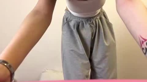 Snapshot of kristelbrigantino chatting on April 2026 07:58:02 PM Kristen online show from April 2026 07:58:02 PM