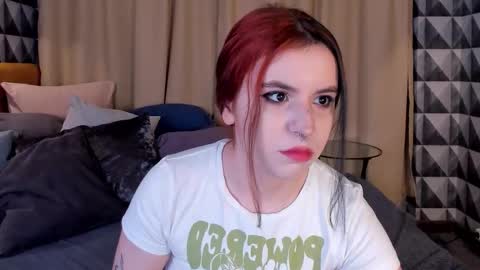 Snapshot of kristin_smitt chatting on November 2025 08:49:02 AM Kristin online show from November 2025 08:49:02 AM