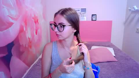 Kristina Adel online show from January 2025 11:33:01 AM