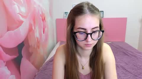 Kristina Adel online show from March 2025 07:24:01 AM