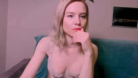 Snapshot of kristina_vagner chatting on February 2026 01:48:01 AM kristina_vagner online show from February 2026 01:48:01 AM