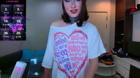 Snapshot of kristinaholland chatting on February 2025 06:37:02 PM kristina online show from February 2025 06:37:02 PM