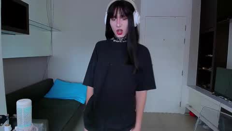 Snapshot of kristinaholland chatting on March 2025 07:58:02 AM kristina online show from March 2025 07:58:02 AM