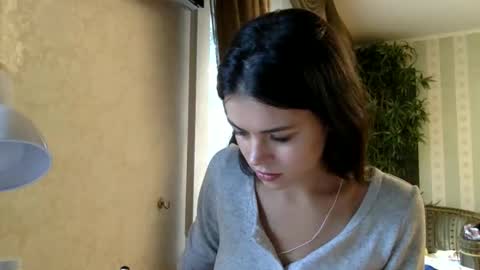 kristinalamour96 online show from October 2025 01:41:02 PM