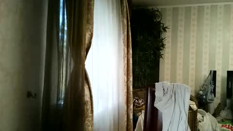 kristinalamour96 online show from October 2025 02:01:02 PM