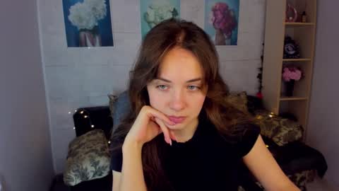 Snapshot of kristinalevis chatting on January 2025 11:32:02 AM Kristina online show from January 2025 11:32:02 AM