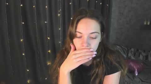 Snapshot of kristinalevis chatting on February 2025 05:18:02 PM Kristina online show from February 2025 05:18:02 PM