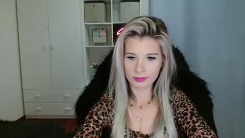 KristineAmore online show from November 2025 03:13:02 PM