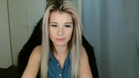 KristineAmore online show from November 2025 07:29:02 PM