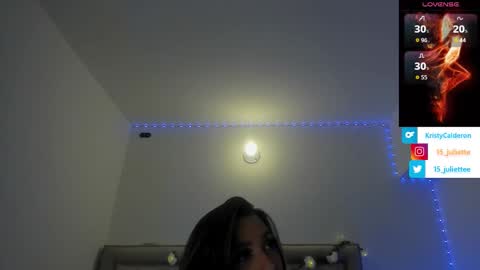 Snapshot of kristy_calderon chatting on October 2025 10:43:02 PM Juliette online show from October 2025 10:43:02 PM