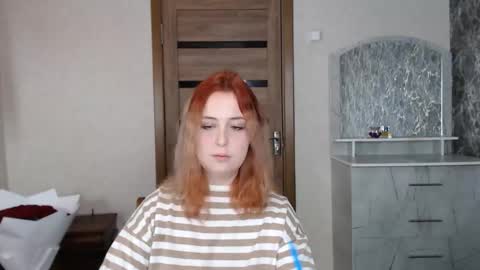 Kristy online show from September 2025 10:11:01 PM