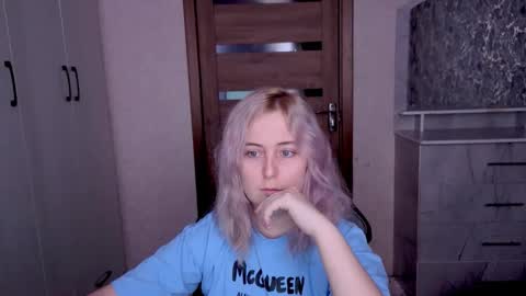 Snapshot of kristy_fran chatting on March 2026 09:03:02 AM Kristy online show from March 2026 09:03:02 AM