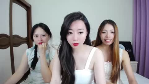 Snapshot of kristyblake chatting on April 2026 03:43:01 PM kristyblake online show from April 2026 03:43:01 PM